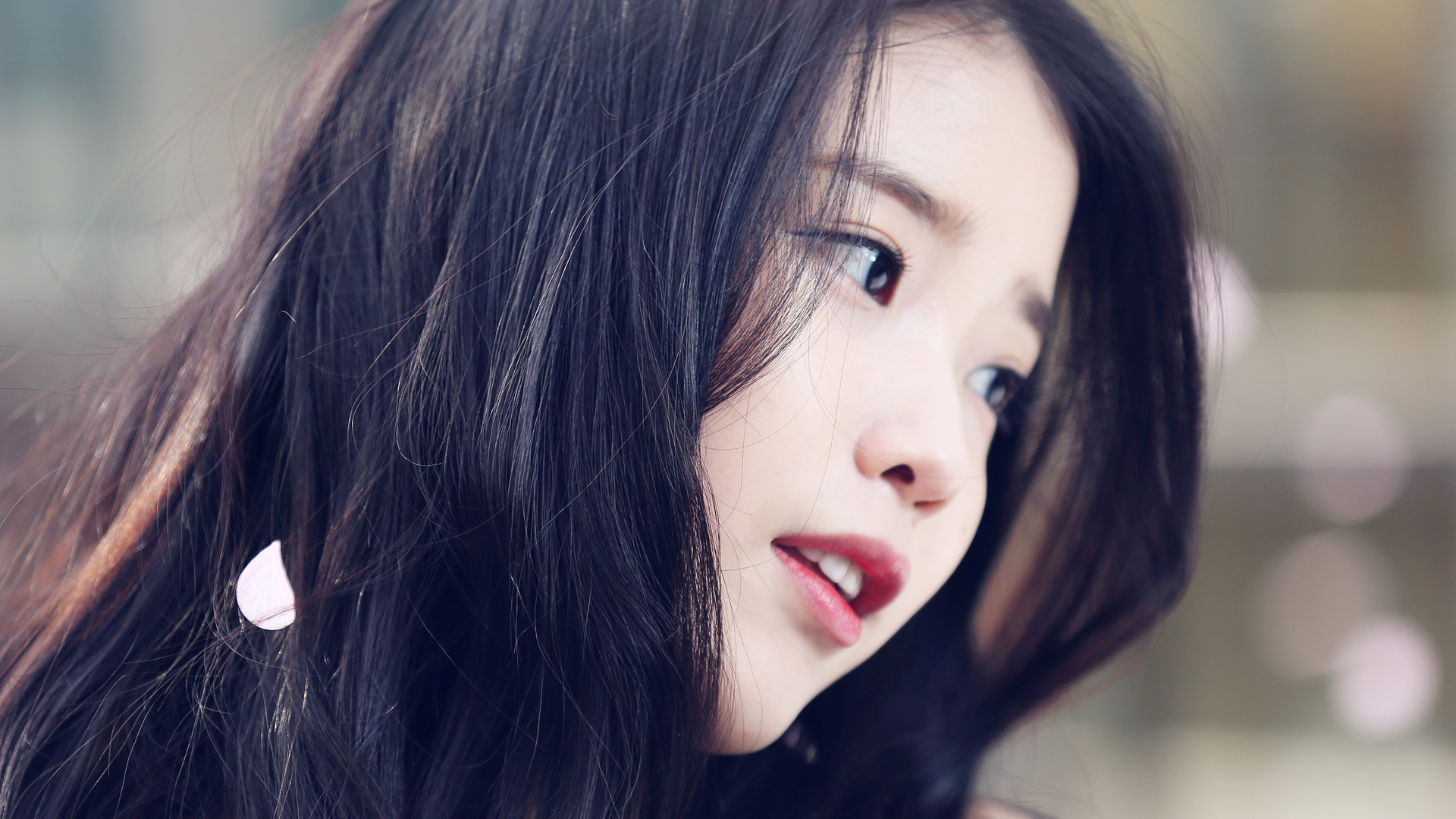 What is the BEST IU Song ? (including featurings)